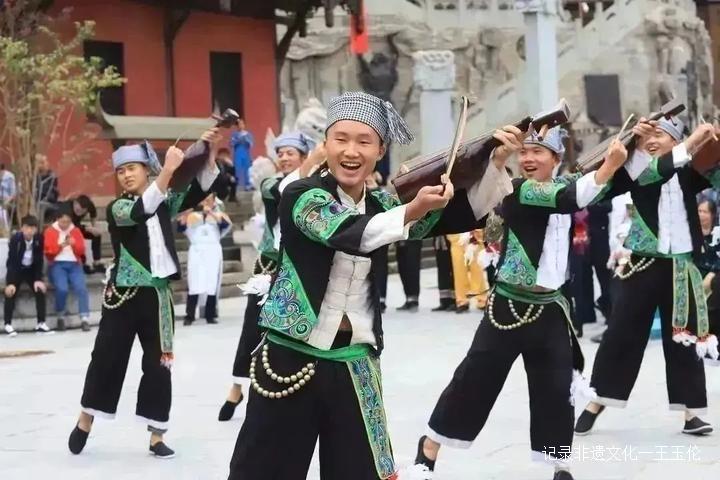 苗族古瓢舞：始于唐宋之前，盛于明清之后的舞蹈——苗族瓜瓢舞