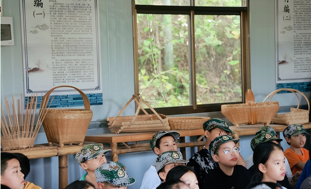 研学实践助成长 传承红色展精神——武穴市东方红小学教联体开展实践研学活动