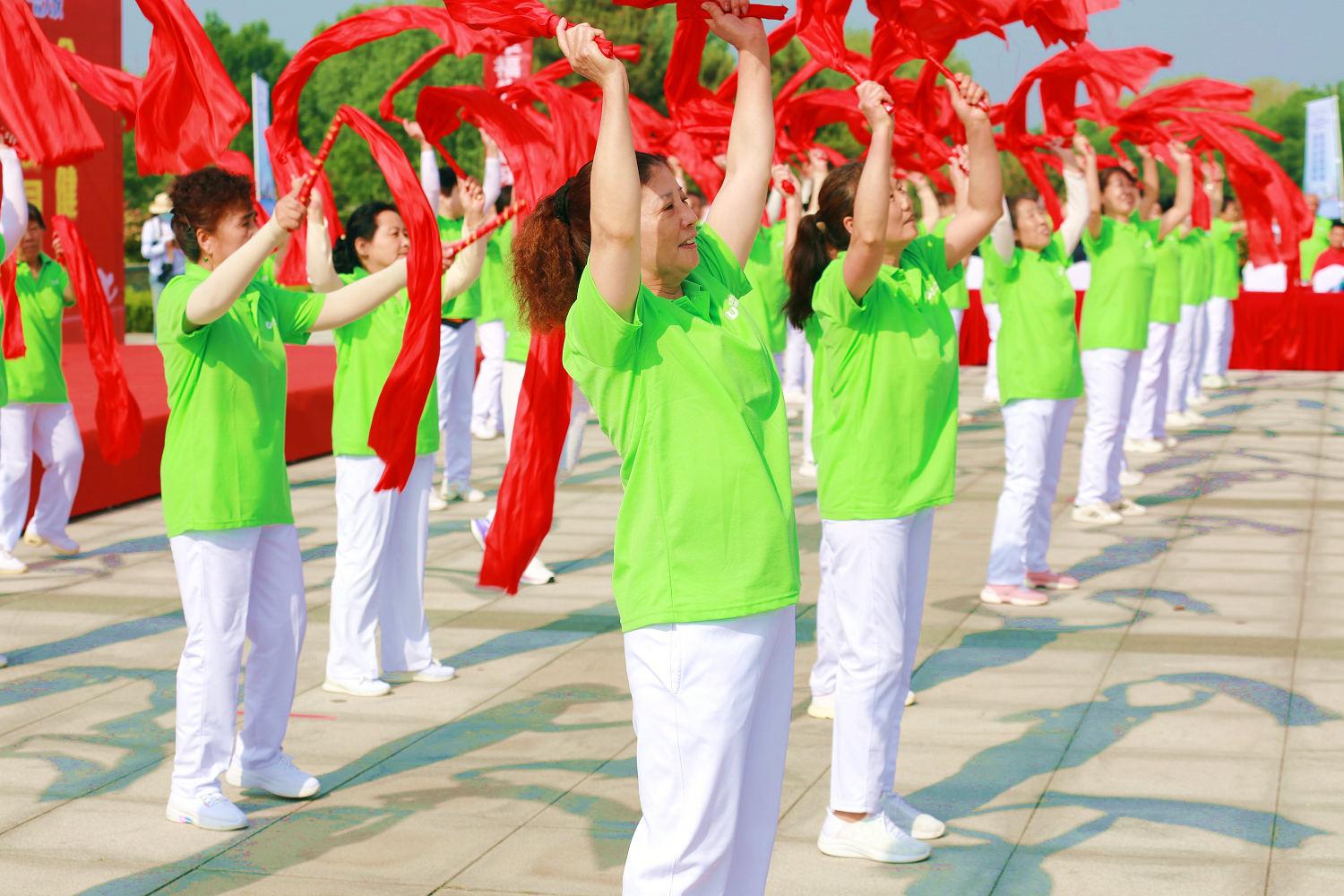 中国体育彩票“恒地 天悦杯”泰安市第十四届全民健身运动会开幕