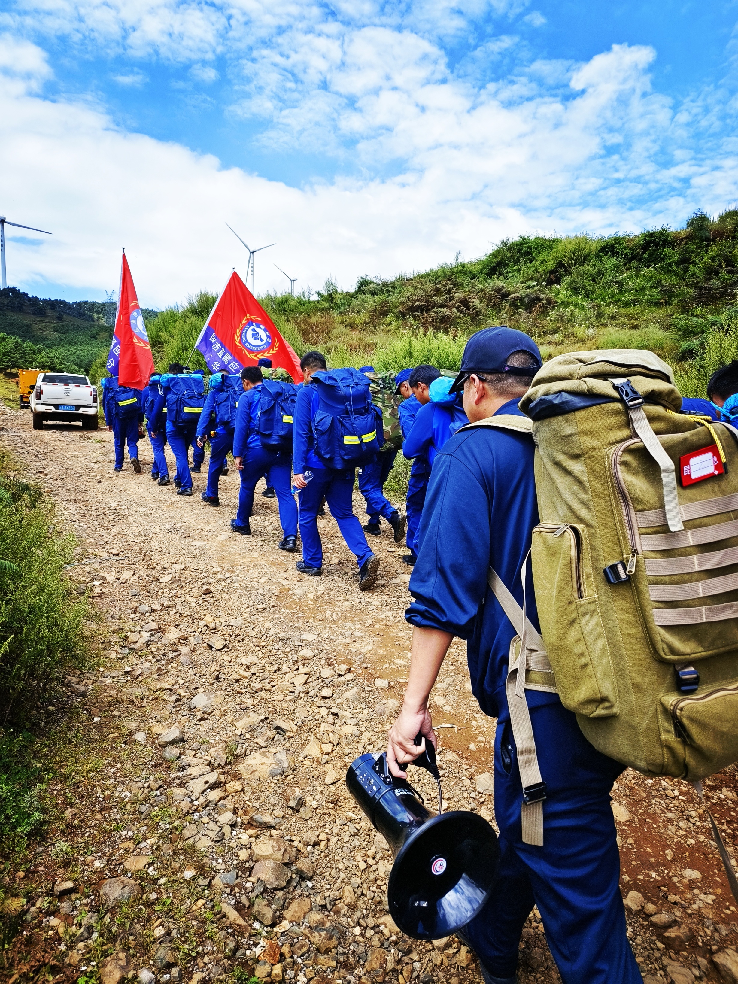 昆明救灾拉练圆满落幕：300精兵强将实战淬炼，守护生命财产安全